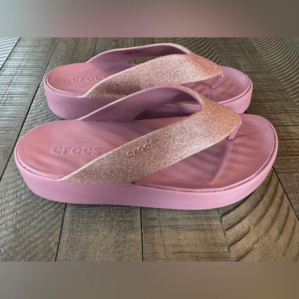 Crocs - Getaway Platform Glitter Flip Flop Sandals Women’s Size 10 (NWOT) - Picture 8 of 13